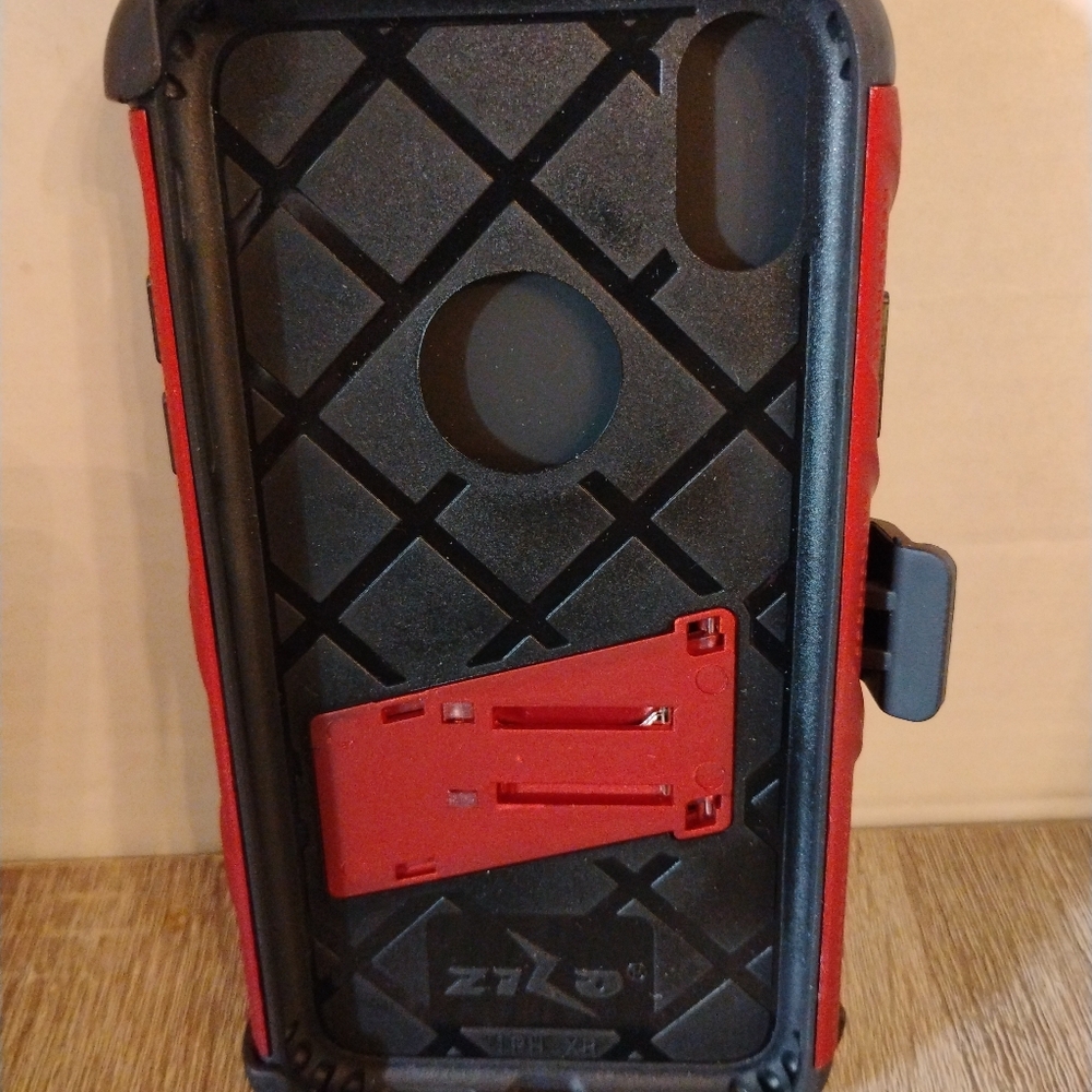 Zizo Bolt Series IPhone XR Case/w kickstand Holster Lanyard - Picture 4 of 13